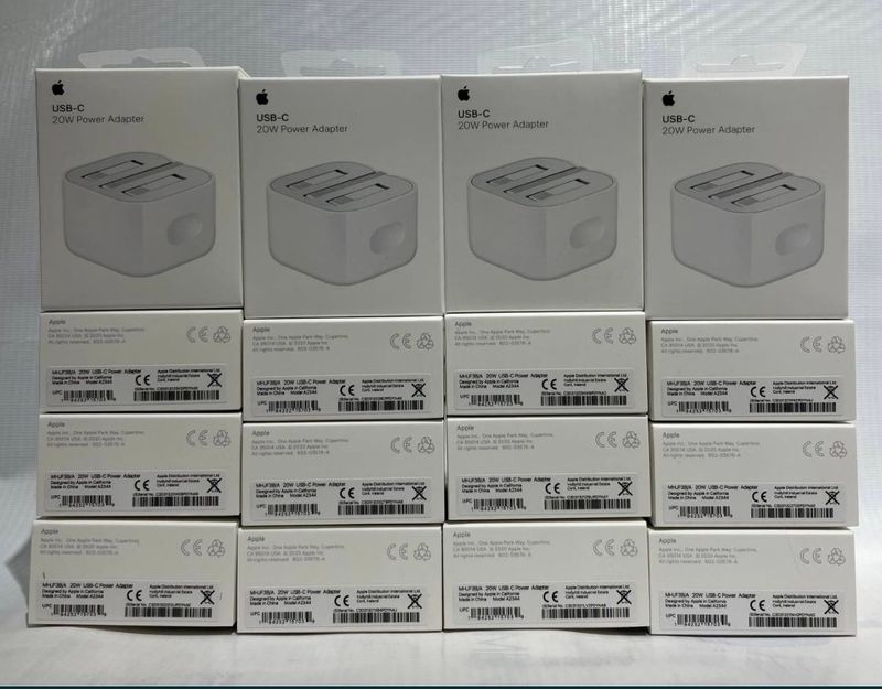 iPhone zaryadka Apple galovka Adapter 20w iPhone zaryadka Apple galovka Adapter 20w