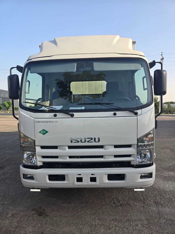 Isuzu yangi avtomobil Isuzu yangi avtomobil