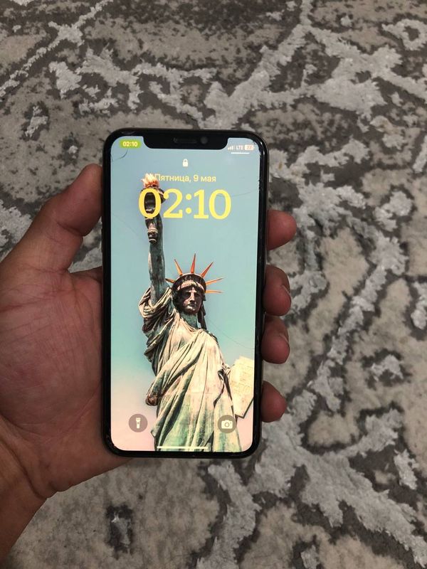 Iphone xs sotiladi Iphone xs sotiladi