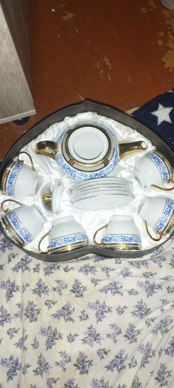 Продается чайный сервиз Продается чайный сервиз