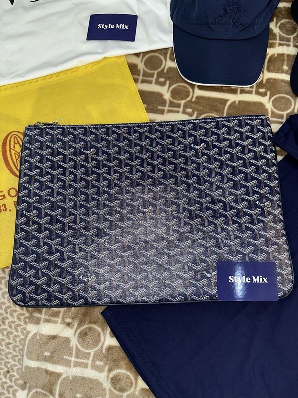 Goyard в наличии Goyard в наличии