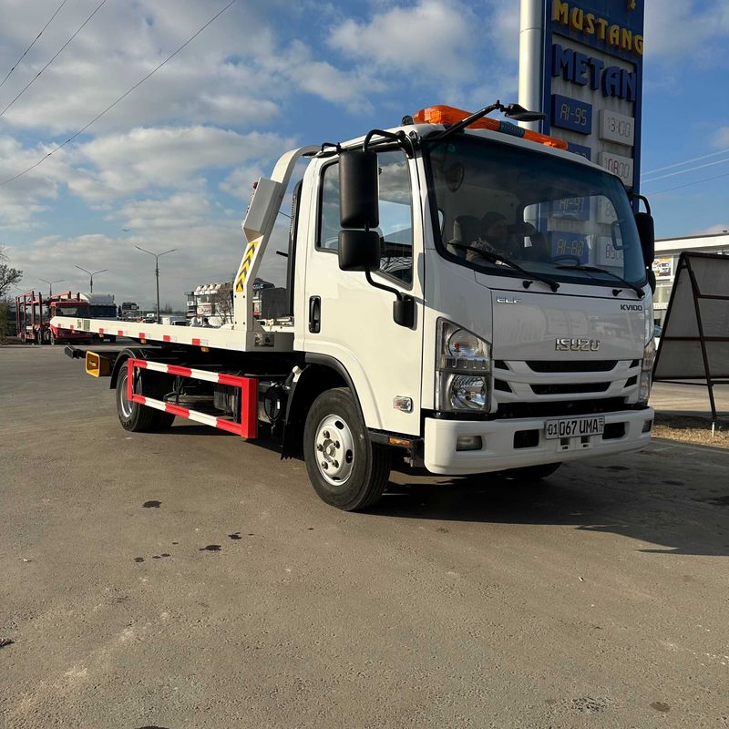 Эвакуатор Isuzu ELF