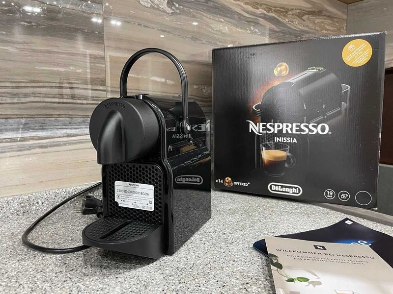 кофемашина DeLonghi Nespresso Inissia кофемашина DeLonghi Nespresso Inissia