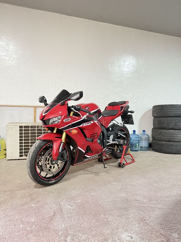 HONDA cbr 600 rr 2017 HONDA cbr 600 rr 2017