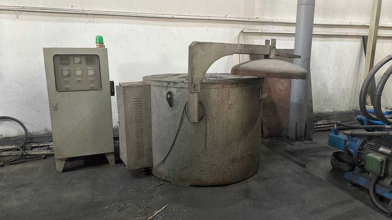 Печь для плавки цветных металлов электрическая 500 кг / 75kw