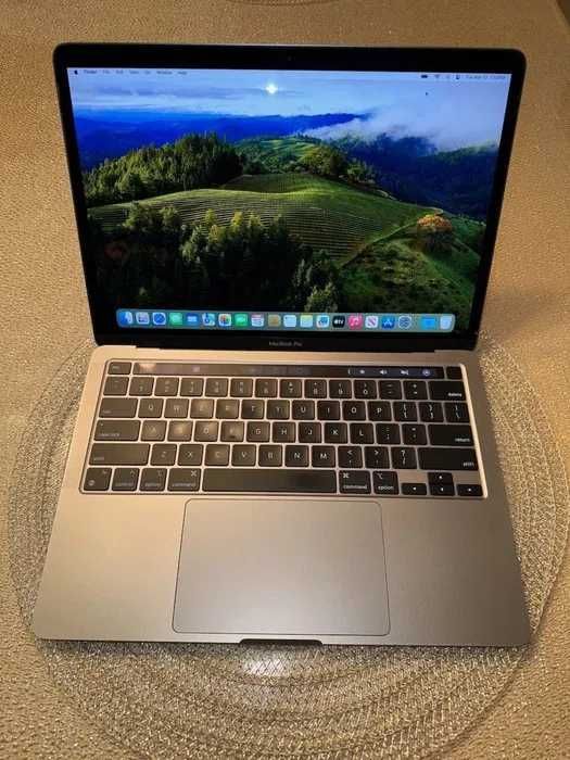 MacBook Pro M1 2020 | 8GB RAM | 256GB SSD | Battery: 134cycle | 94% MacBook Pro M1 2020 | 8GB RAM | 256GB SSD | Battery: 134cycle | 94%