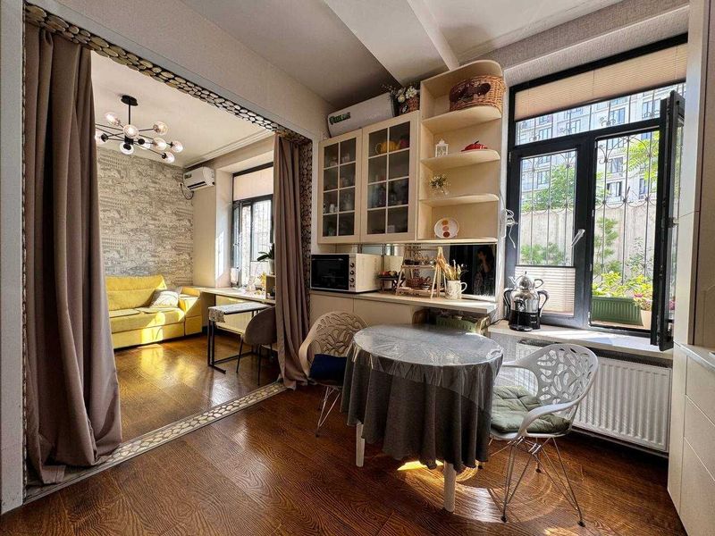 Stylish apartment in the prestigious Solaris Residential Complex Stylish apartment in the prestigious Solaris Residential Complex