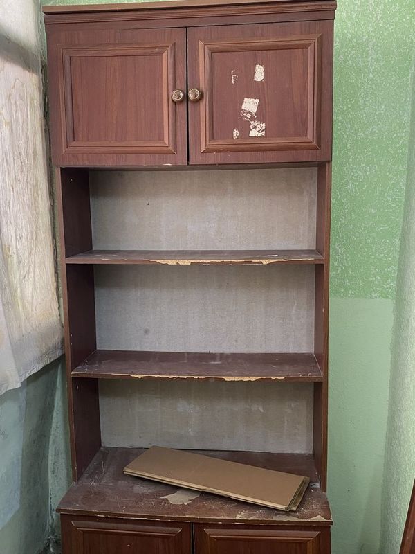 СРОЧНО шкаф сотилади