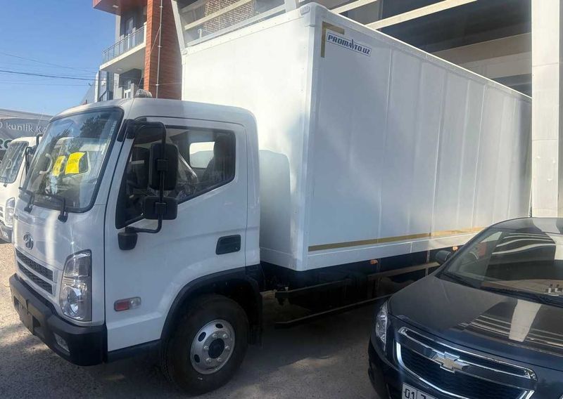 Изотермический фургон на базе Hyundai Mighty