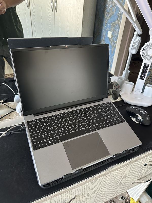Ноутбук Intel Celeron N5095 16-оперативный 512-ssd внутринный память. Ноутбук Intel Celeron N5095 16-оперативный 512-ssd внутринный память.