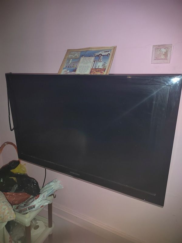 Samsung 40, 102 см Full HD LCD Экран телевизор сотилади Samsung 40, 102 см Full HD LCD Экран телевизор сотилади