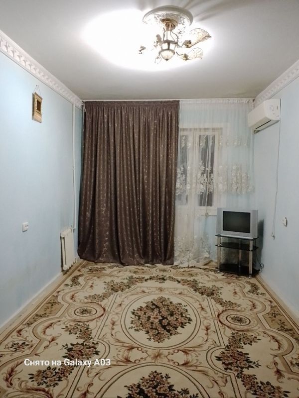 Квартира ижорага берилади 1хоналик 1этаж Шарк бозорча