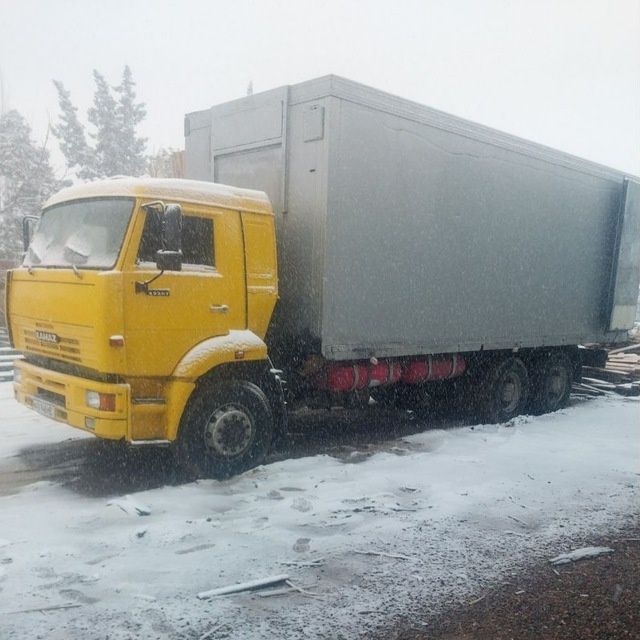 Kamaz euro 3 srochni sotiladi