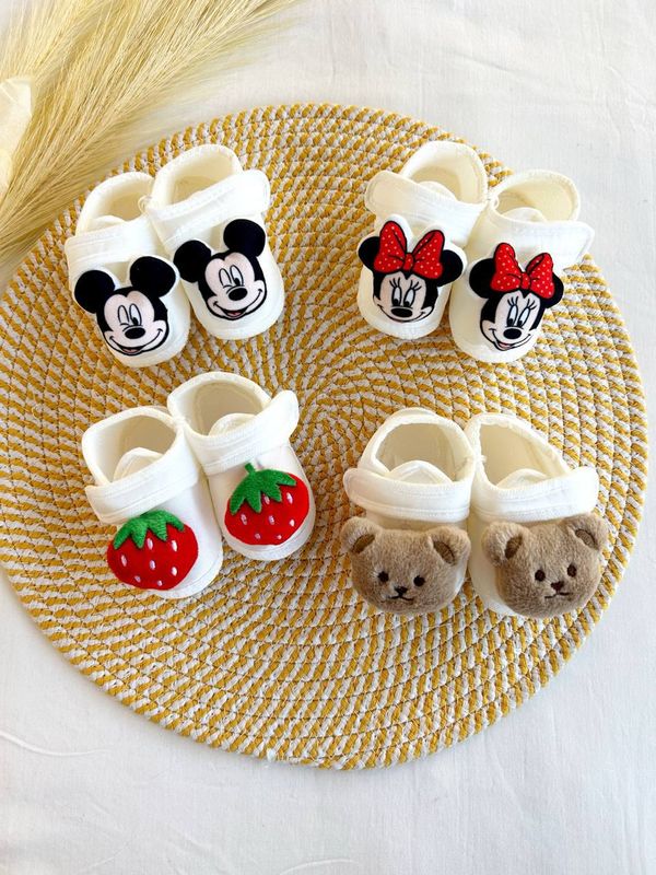 Pinetka Mickey vs Minnie Mouse, ayiq vs qulupnay Pinetka Mickey vs Minnie Mouse, ayiq vs qulupnay
