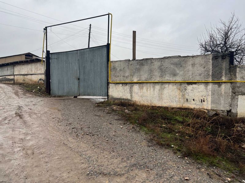Ferma,bog' yoki kottedj qurish uchun moljalangan 4 gektar joy. Ferma,bog' yoki kottedj qurish uchun moljalangan 4 gektar joy.