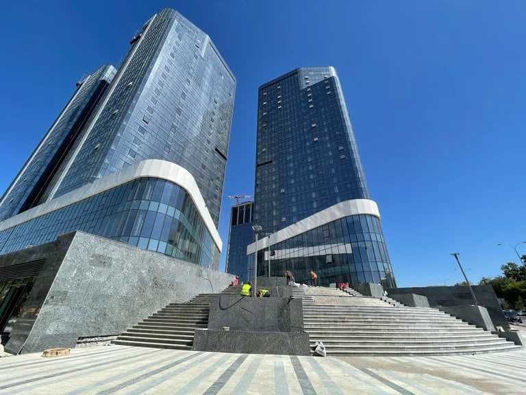 IT-Park ул.Муминова Академгородок 1-этаж 319 м² коробка офис салон УЦ