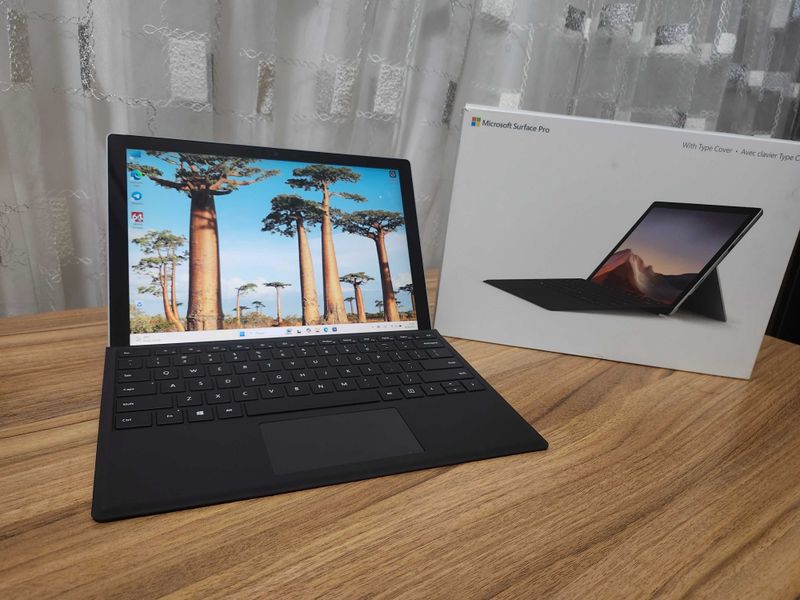 Microsoft Surface Pro 7