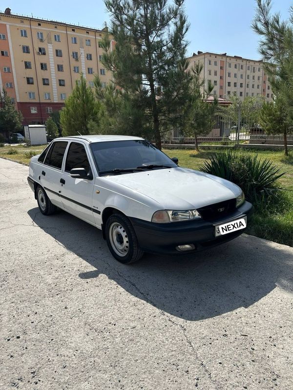 Nexia1 Daewoo sons