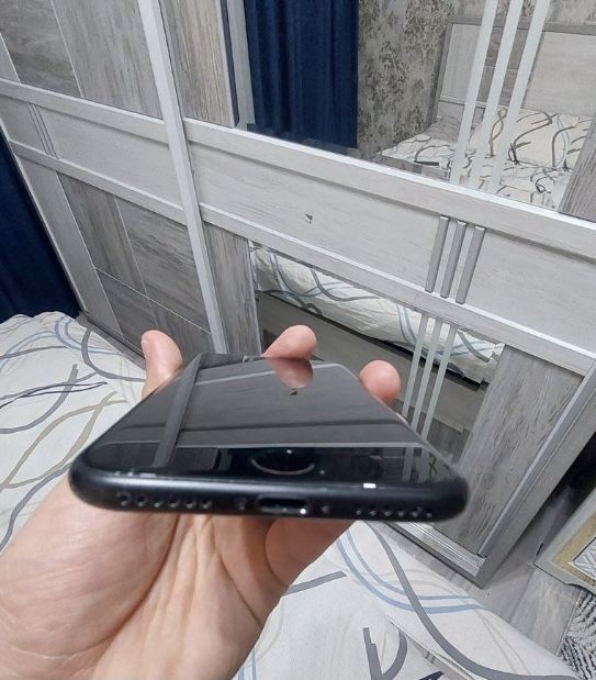 Iphone 7 sotiladi Iphone 7 sotiladi