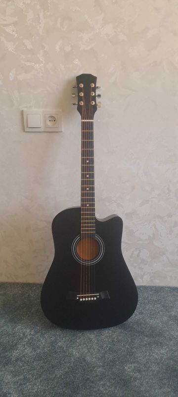 Akustik gitara yengi Akustik gitara yengi