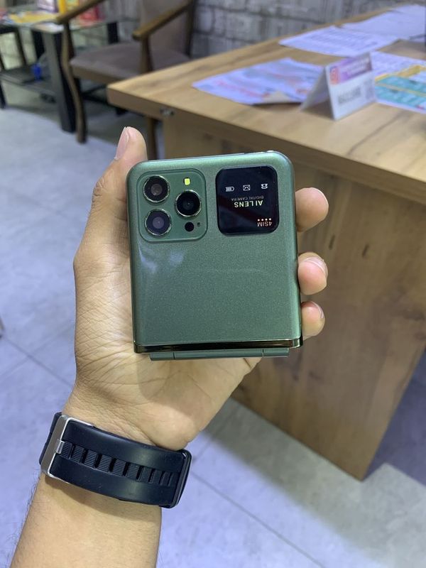 Кнопочный z flip GIONEE 4 сим карты читает 4 ta sim karta oqidi Кнопочный z flip GIONEE 4 сим карты читает 4 ta sim karta oqidi