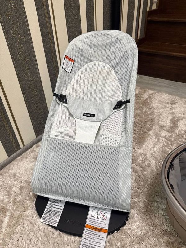 Baby Bjorn mesh bouncer (шезлонг)