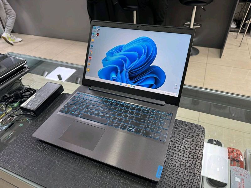 NOOTEBOOK GAMING