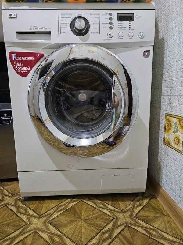 Продается стиральная машина Lg 8 кг, б/у Продается стиральная машина Lg 8 кг, б/у