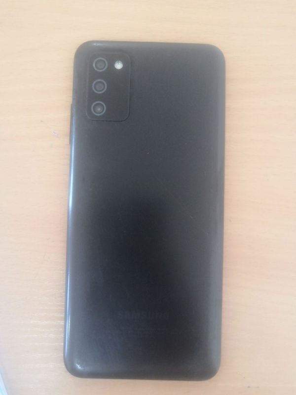 Samsung Galaxy A 03 S holati ideal hammajoyi radnoy 1 yil garantya Samsung Galaxy A 03 S holati ideal hammajoyi radnoy 1 yil garantya