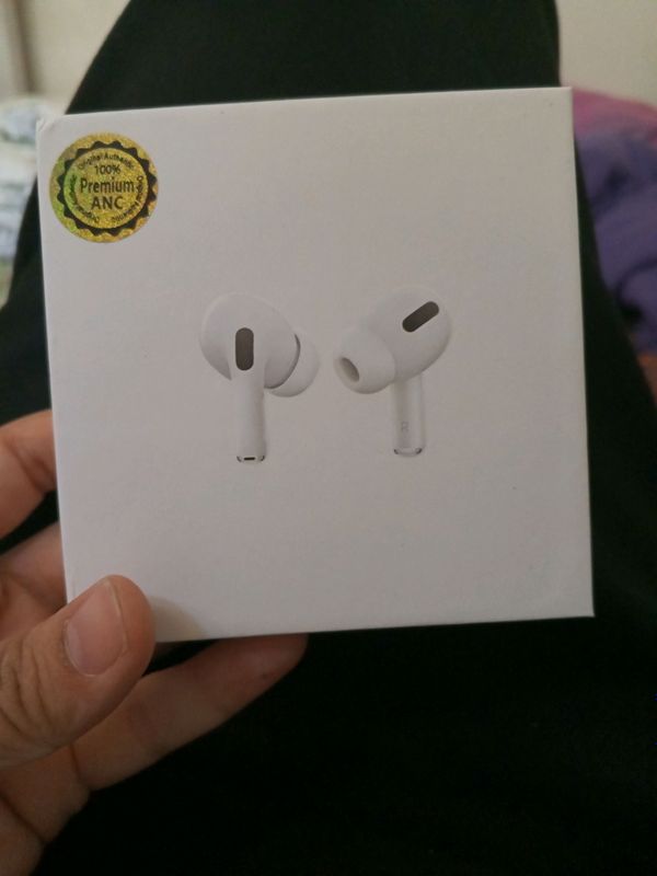airpods pro airpods pro
