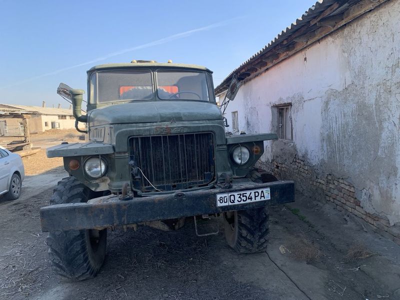 Ural 375 sotiladi Ural 375 sotiladi