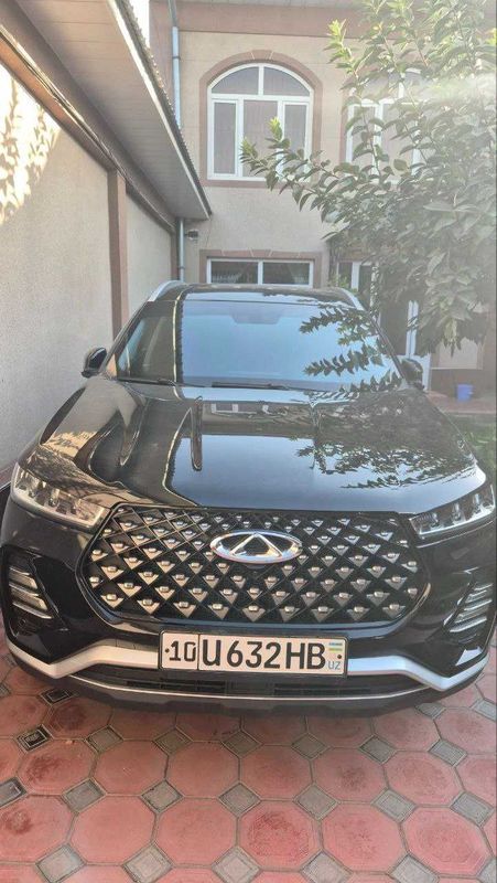Автомобил Черри 7 про