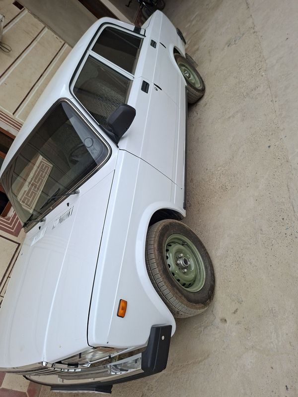 Vaz 2107 sotiladi Vaz 2107 sotiladi
