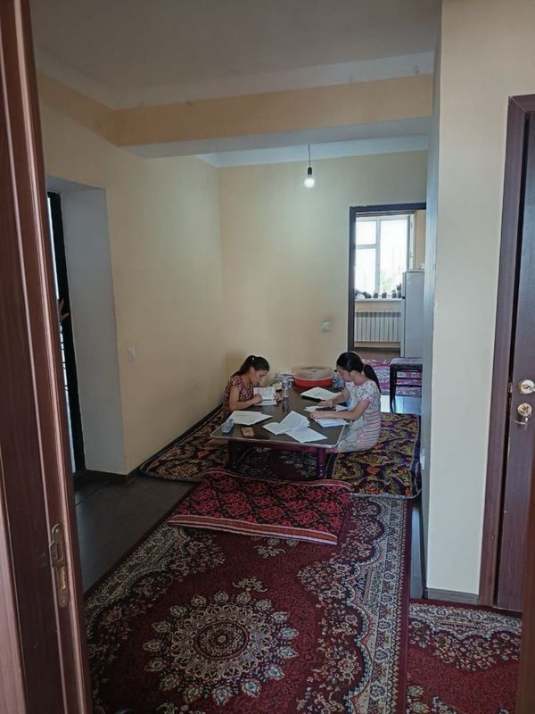 Univarsitetga Markaziy bozorga yaqin qulayliklari yaxshi Univarsitetga Markaziy bozorga yaqin qulayliklari yaxshi