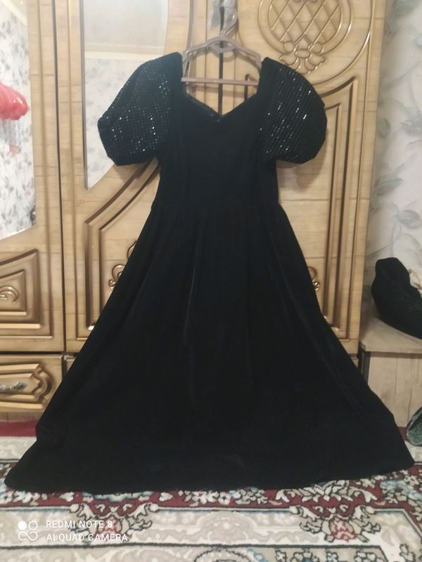 Zolushka kuylak atiga bir marta kiyilgan Zolushka kuylak atiga bir marta kiyilgan