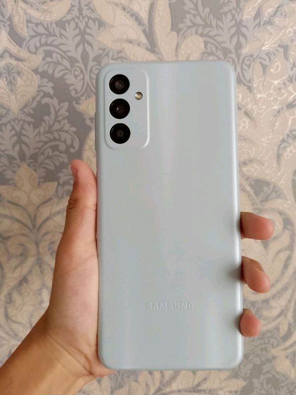 Samsung F13 64GB TEL QOTMAYDI 100$ KAMI bor Samsung F13 64GB TEL QOTMAYDI 100$ KAMI bor