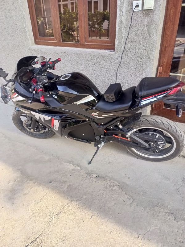 Sotiladi elektro Moto