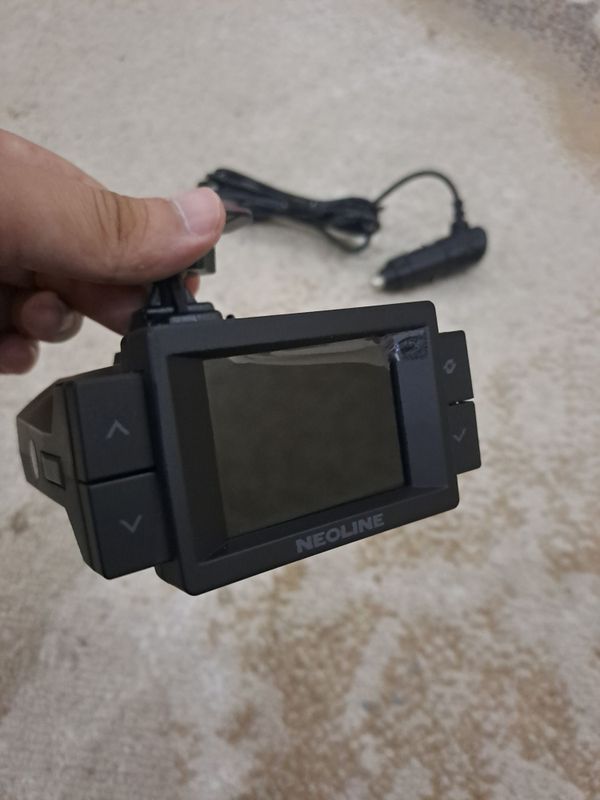 Antiradar Neoline 9700s Wi-Fi Black Yengidek Ekranda plyonkasi turibdi Antiradar Neoline 9700s Wi-Fi Black Yengidek Ekranda plyonkasi turibdi
