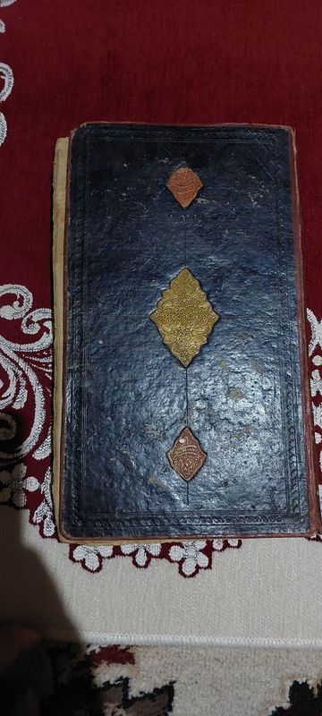 Qadimiy, Tarixiy, Eski kitob Forsiy Arabiy tilda yozilgan