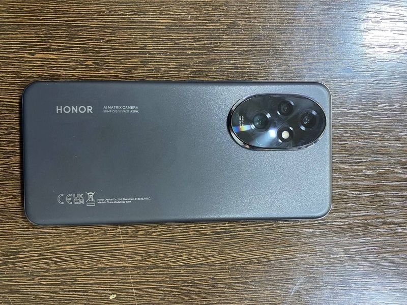 Honor 200. 8/256 Honor 200. 8/256