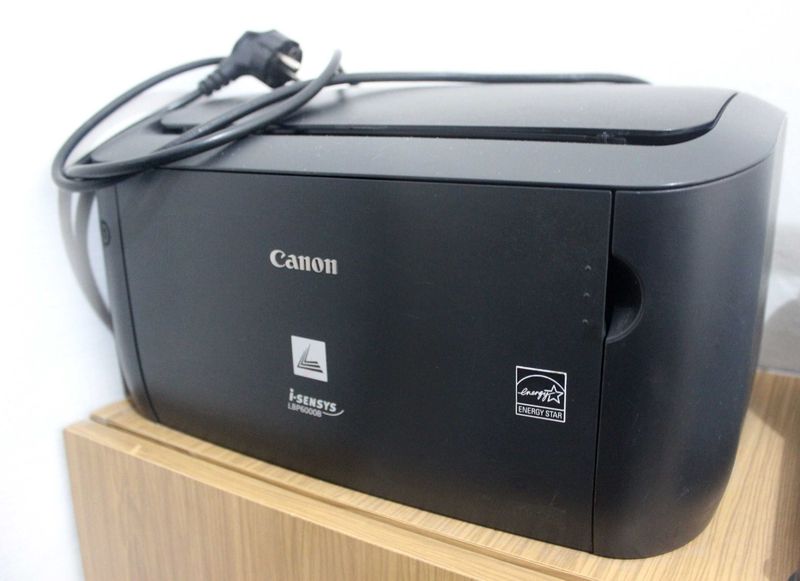 CANON LBP6000B sotiladi CANON LBP6000B sotiladi