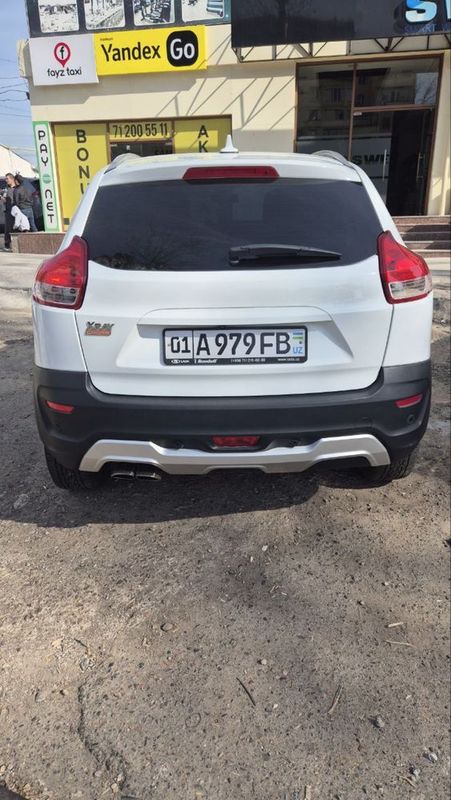 LADA XRAY crossover LADA XRAY crossover