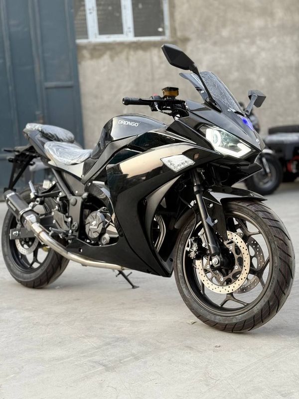 Moto bike | Sport bike motosikl | boshlangich tõlõvsiz bõlib tõlashga Moto bike | Sport bike motosikl | boshlangich tõlõvsiz bõlib tõlashga