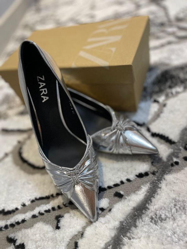 Zara oyoq kiyim 1marta kiyilgan razmer 37