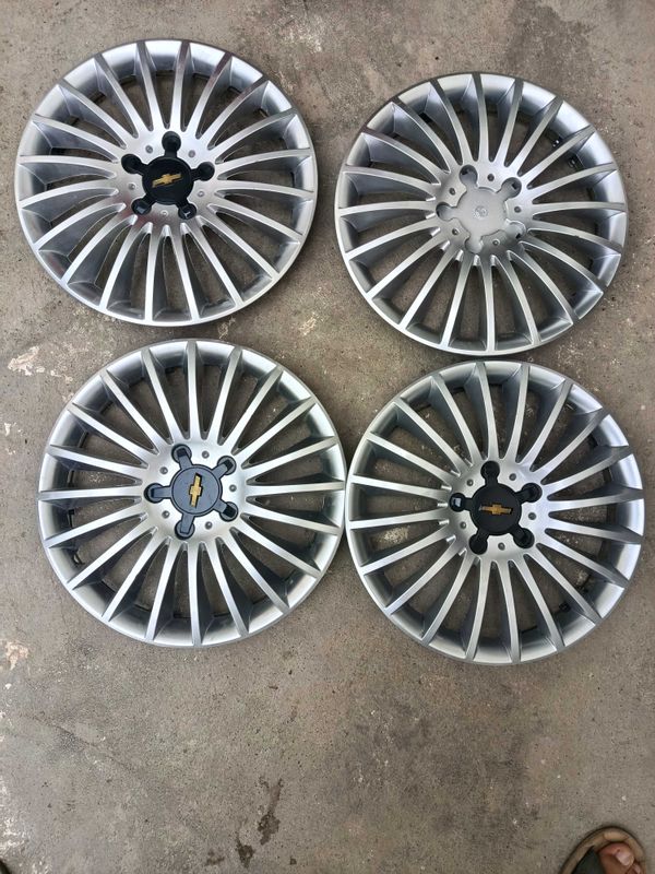 Kalpak 13 matiz, damas, labo va tikolarga tushadi Kalpak 13 matiz, damas, labo va tikolarga tushadi