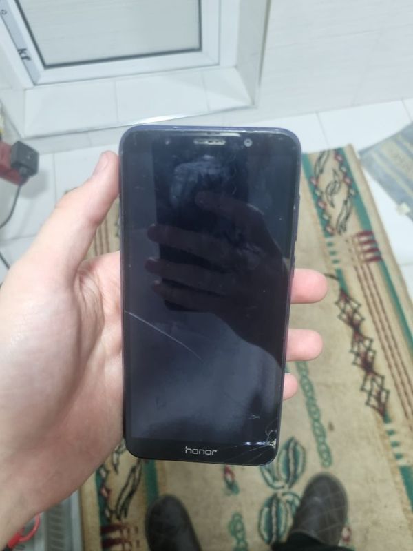 Telefon honor 7A