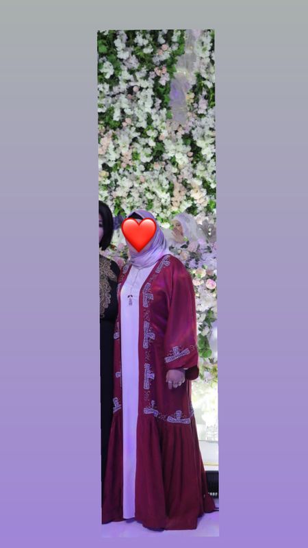 Abaya+ baza bo’yi 1.70 1 marta kiyilgan Abaya+ baza bo’yi 1.70 1 marta kiyilgan
