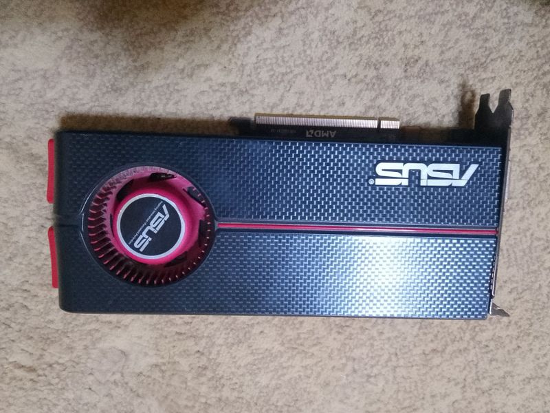Видеокарта amd radeon hd 8800 Видеокарта amd radeon hd 8800