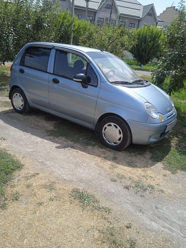 Matiz sotiladi 2015 4ta disks balon yengi qoyilgan Matiz sotiladi 2015 4ta disks balon yengi qoyilgan