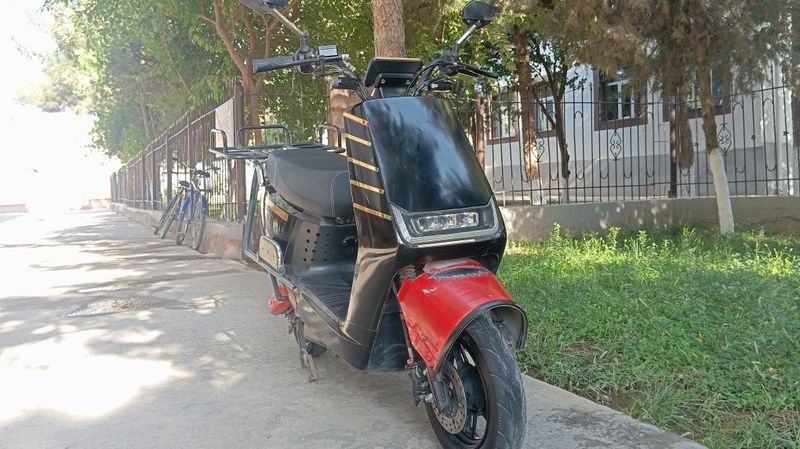 Skuter sotiladi Termiz Skuter sotiladi Termiz